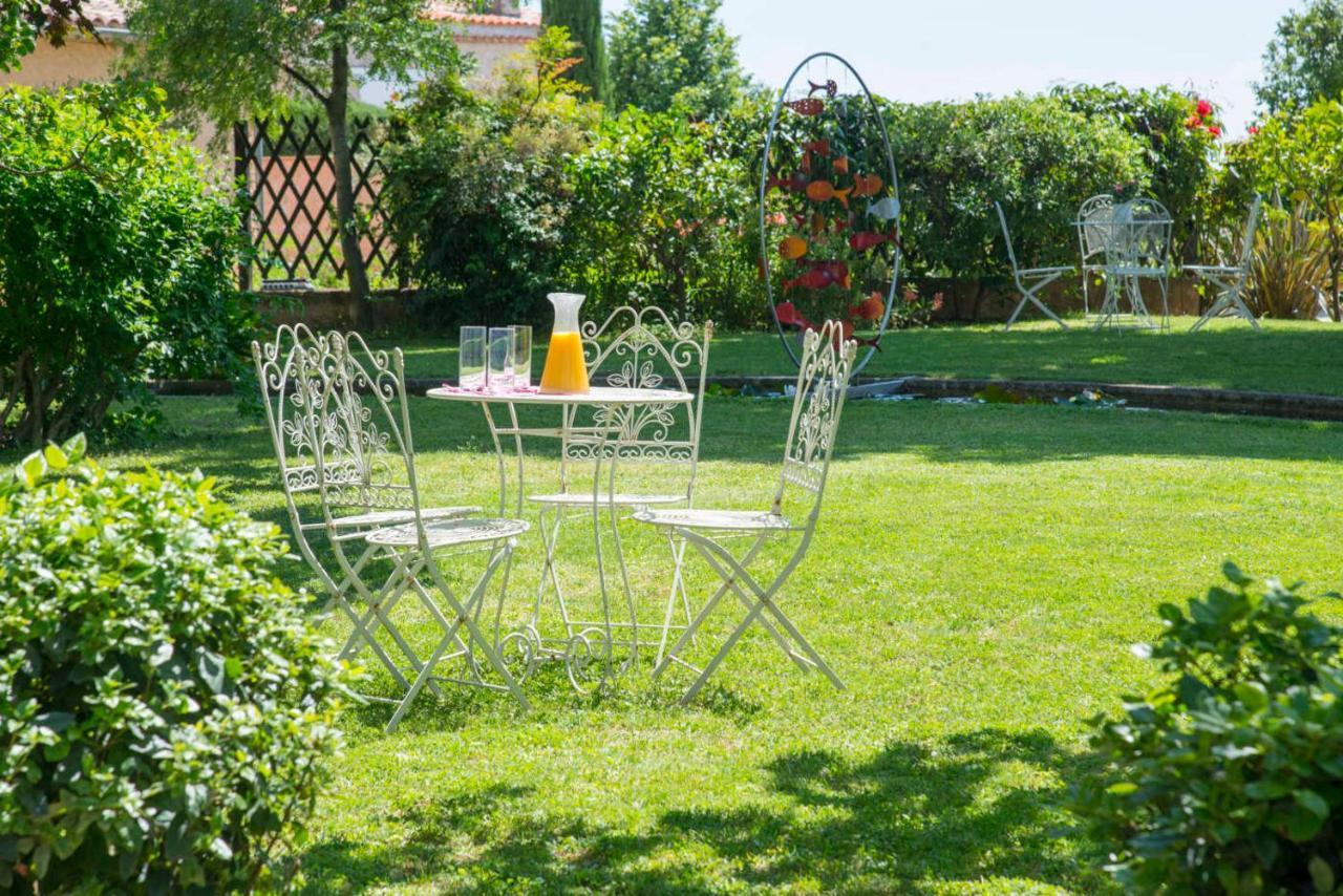 Le Mas Du Chanoine Saint-Paul-de-Vence Bagian luar foto